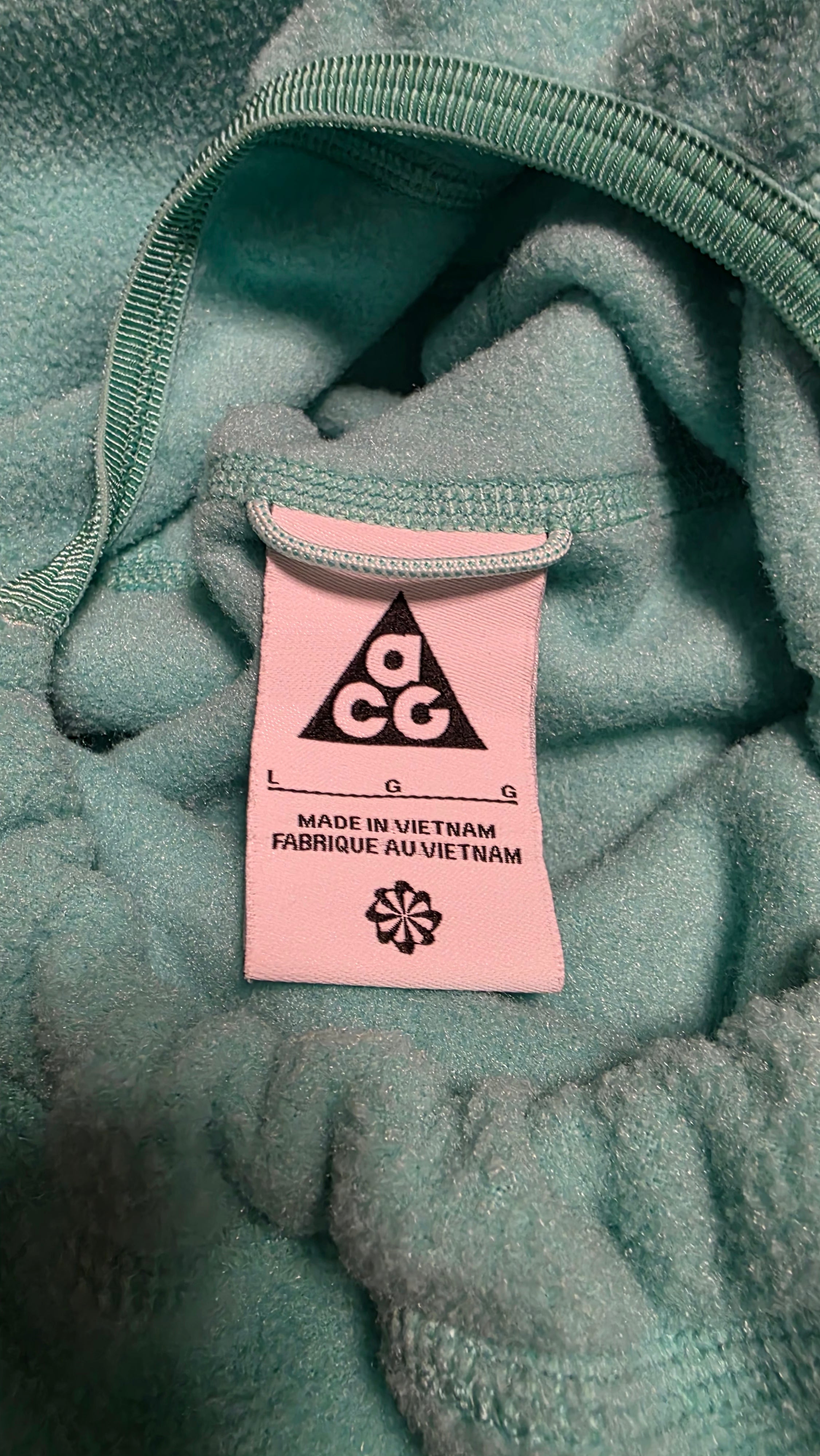 *Rare* Nike acg Fleece